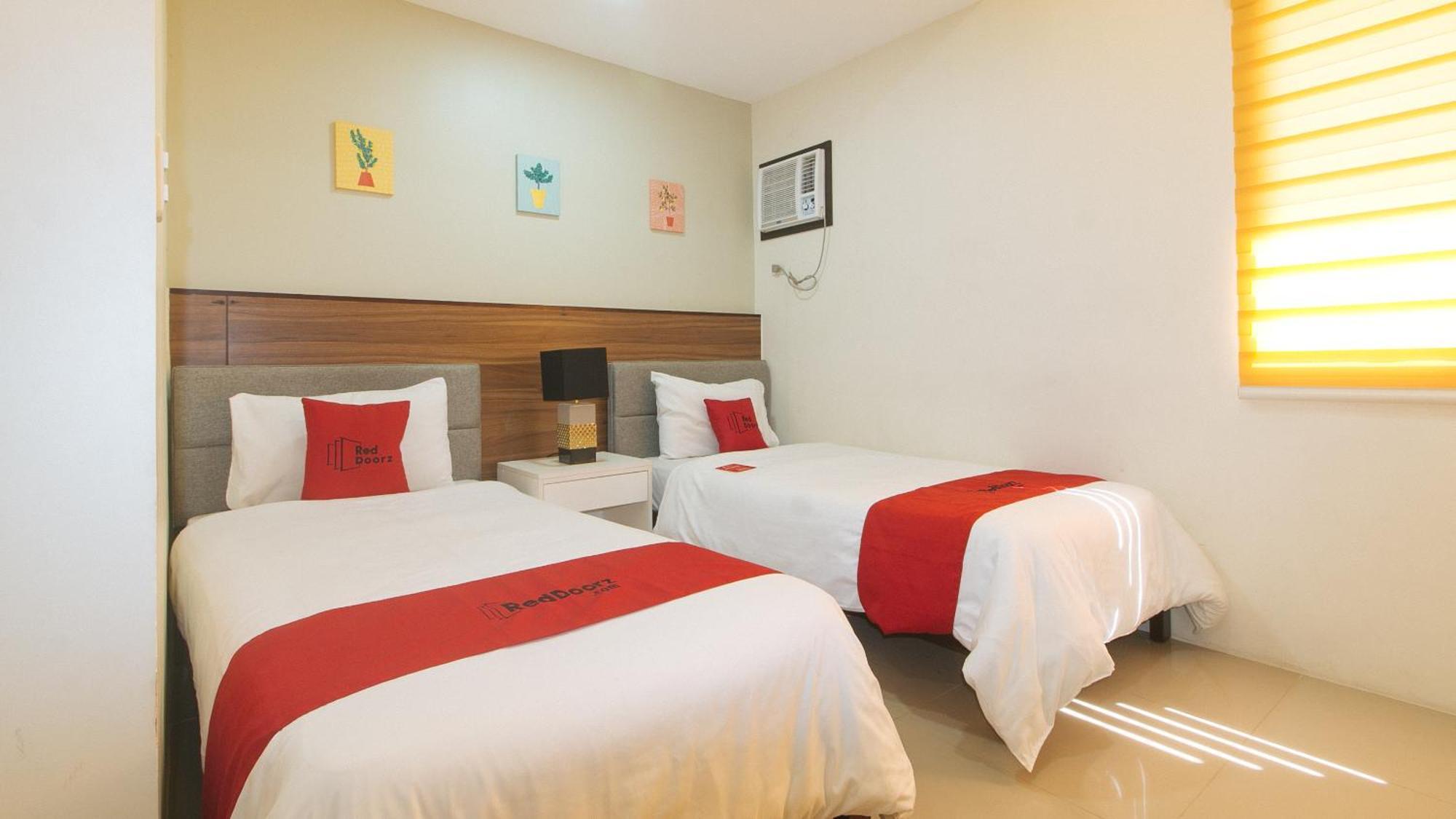 Reddoorz @ Leoncia Apartelle Mandawe Zewnętrze zdjęcie