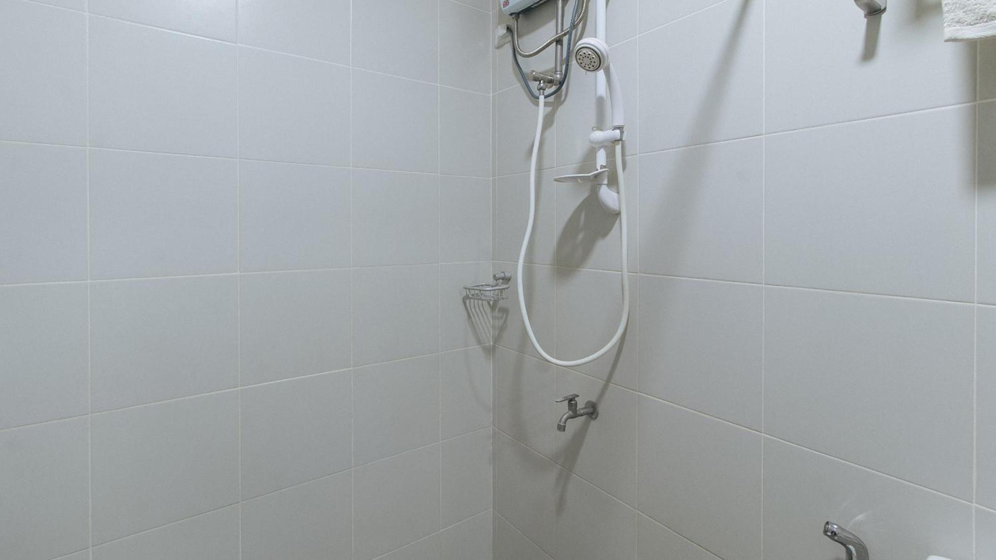 Reddoorz @ Leoncia Apartelle Mandawe Zewnętrze zdjęcie