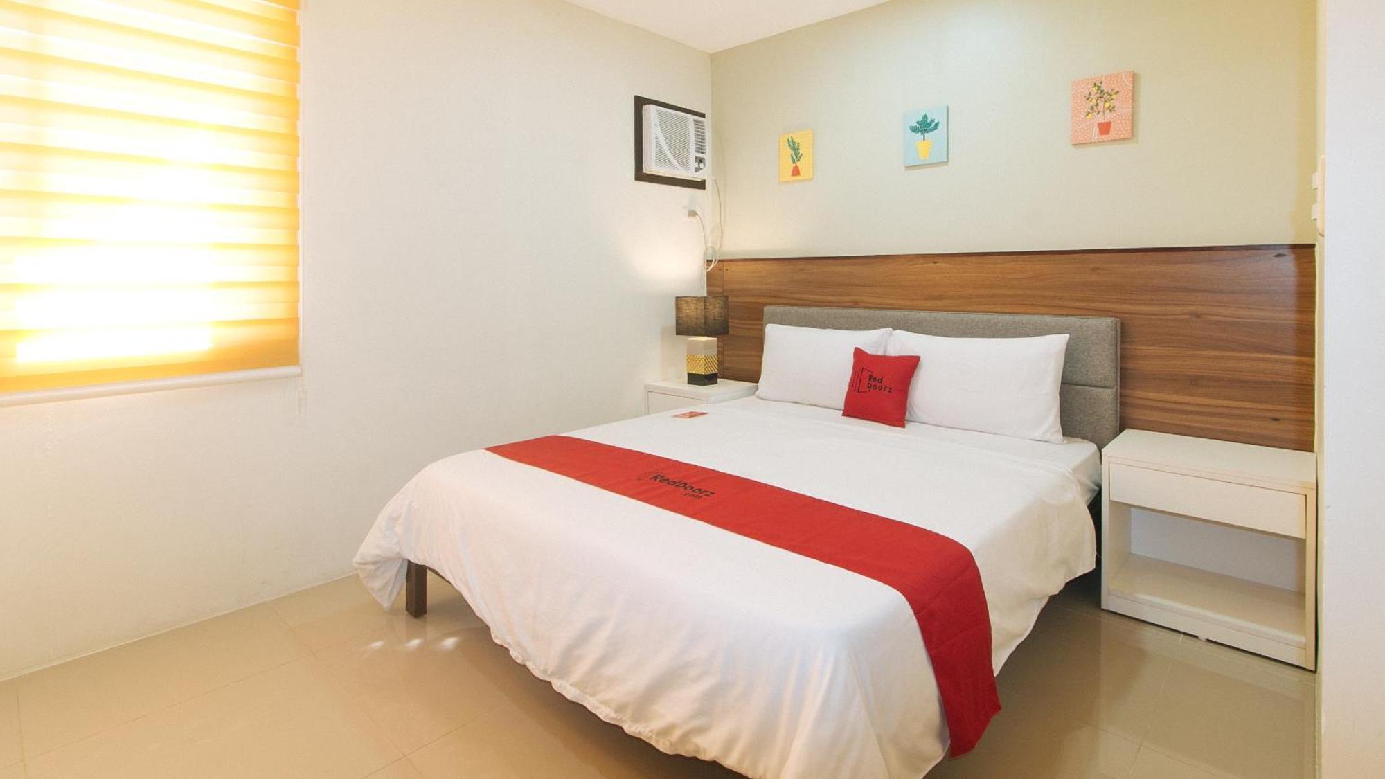 Reddoorz @ Leoncia Apartelle Mandawe Zewnętrze zdjęcie