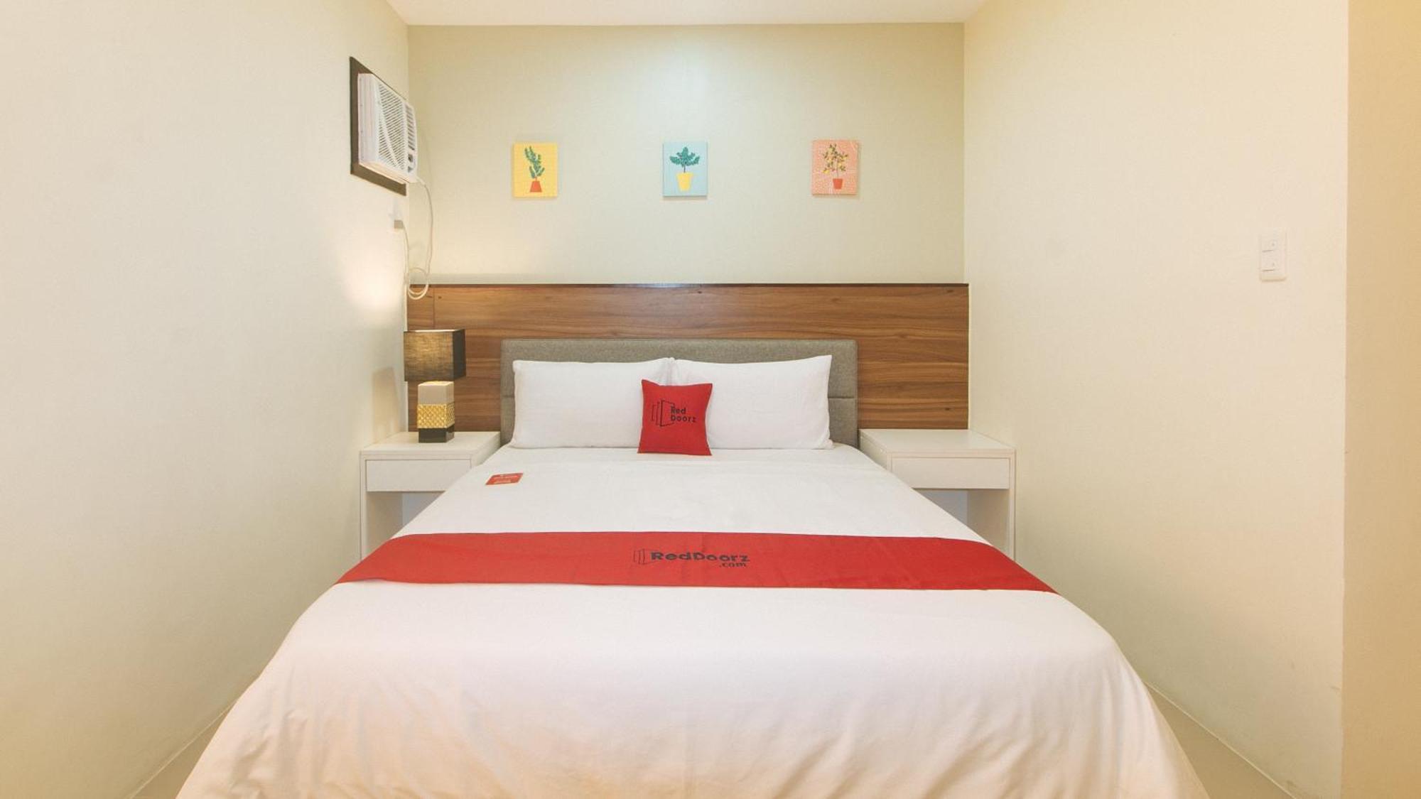 Reddoorz @ Leoncia Apartelle Mandawe Zewnętrze zdjęcie